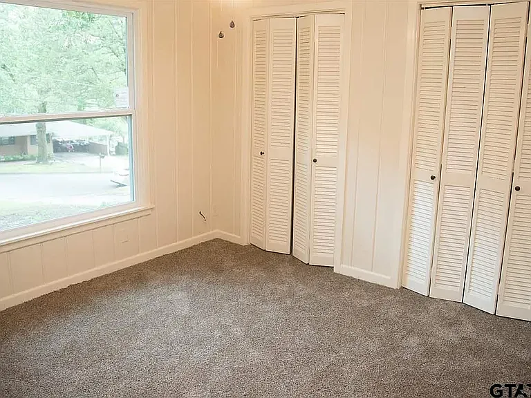 2512 Sheryl Ln — Photo 9