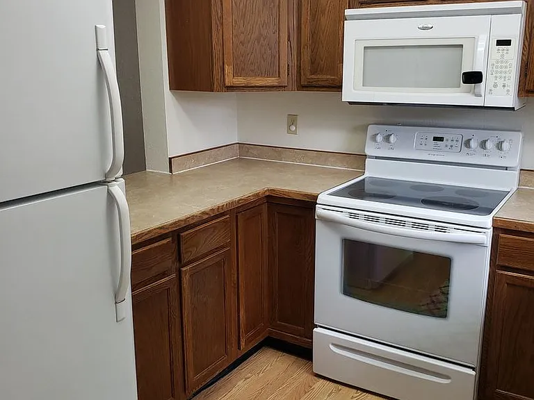 3385 Granger Ave S #71 — Photo 2