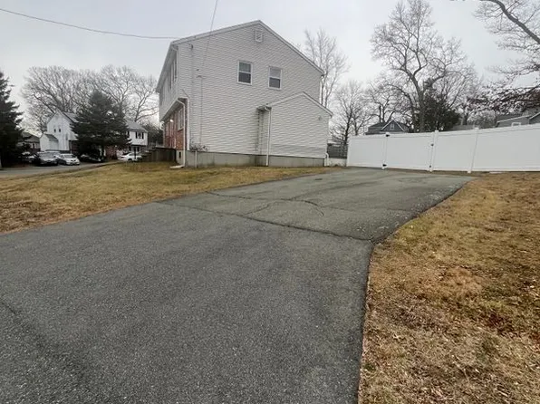 31 Bossi Ave Unit 31, Randolph, MA 02368