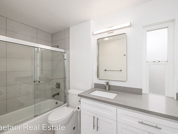 5th image of 1341 La Playa St APT 19