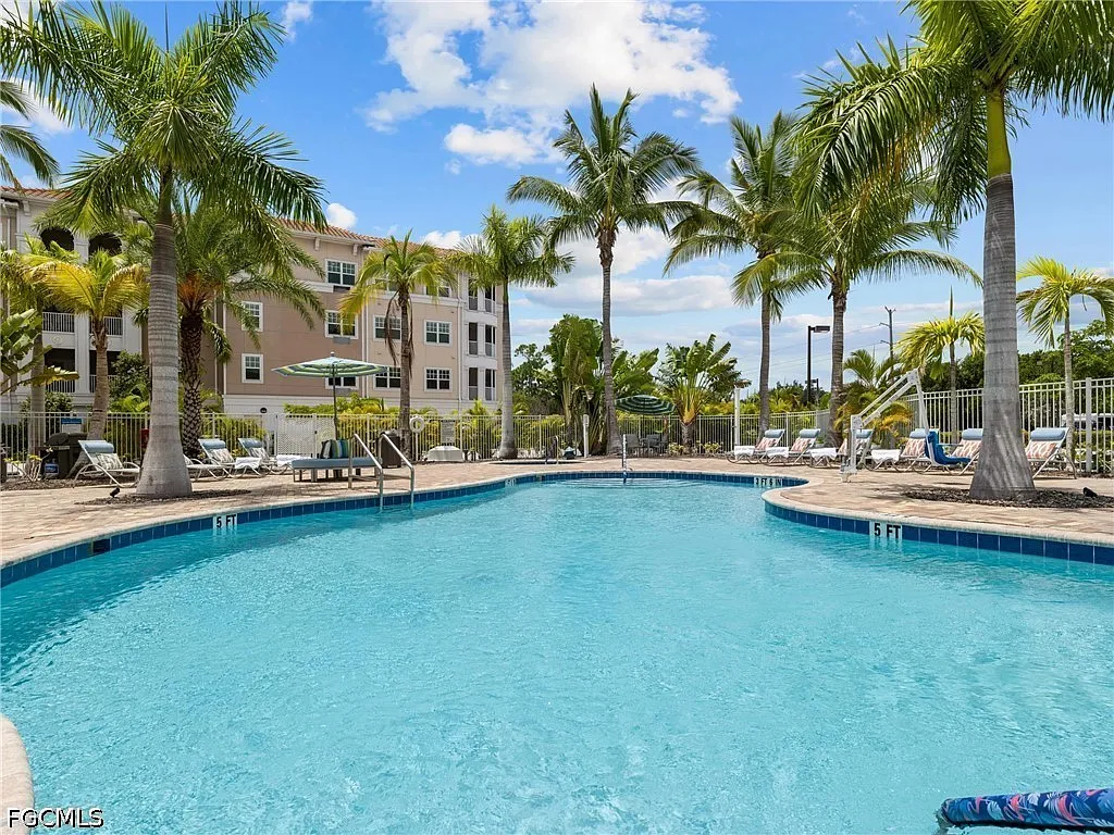 2 bed, 2.0 bath, 1176 sqft, $2,650 — Photo 4