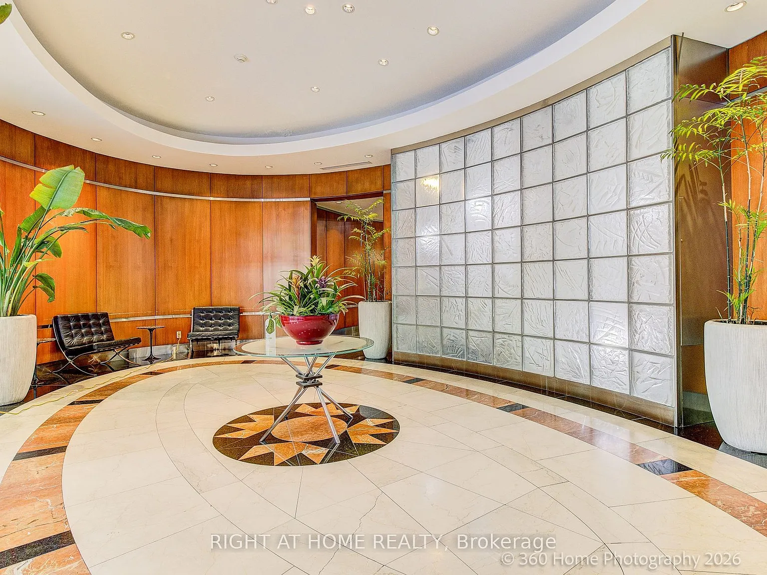 2 bed, $2,800 — Photo 3
