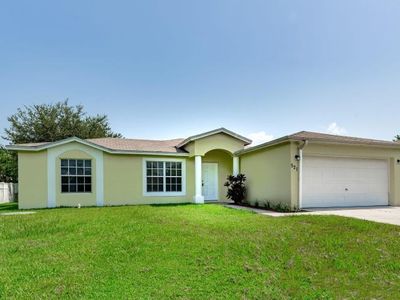 521 SE Crescent Ave, Port Saint Lucie, FL, 34984
