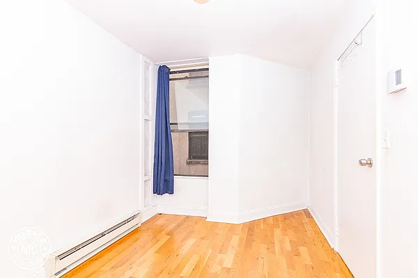 Rented by MySpaceNYC | media 30