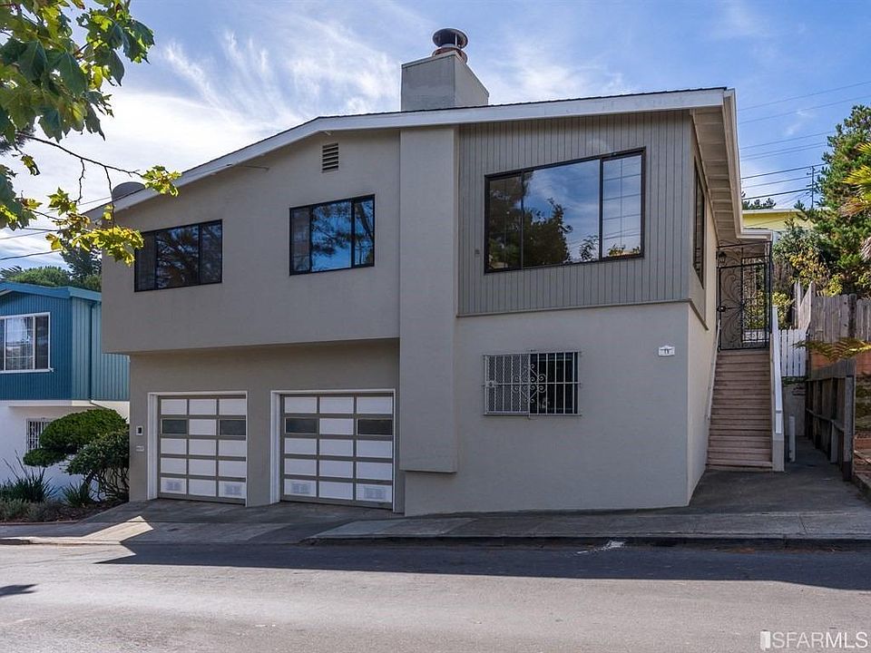1st image of 19 Canyon Dr