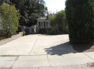 19144 Erwin St, Reseda, CA 91335