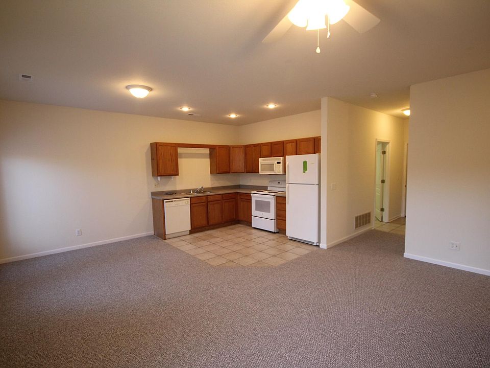 1st image of 1515 Hutton Way #A1