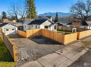 202 2nd St, Sultan, WA 98294