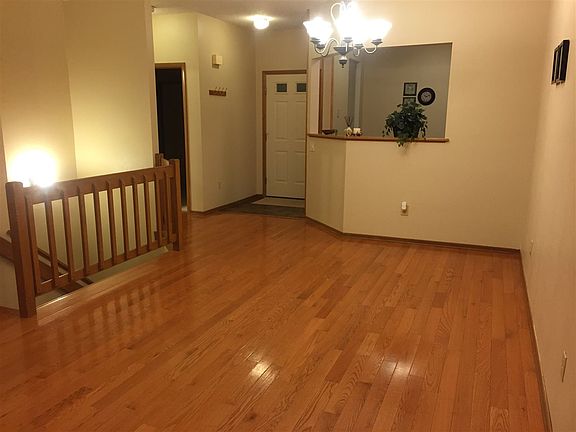 4th image of 5303 Forest Point Dr S