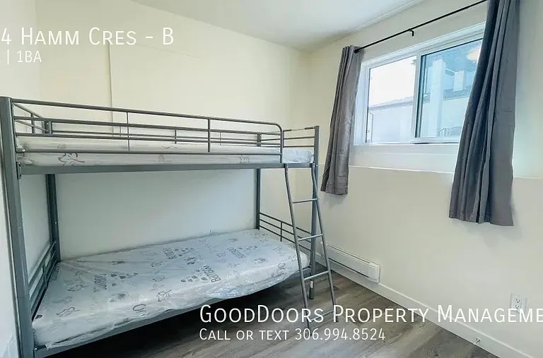 224 Hamm Cres #B — Photo 2