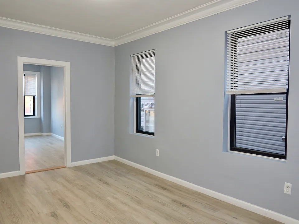 27 Gray St #2