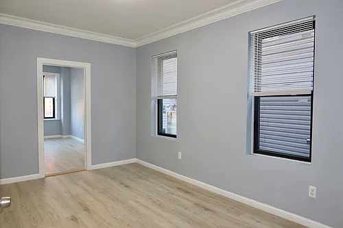 27 Gray St #2 Photo 1