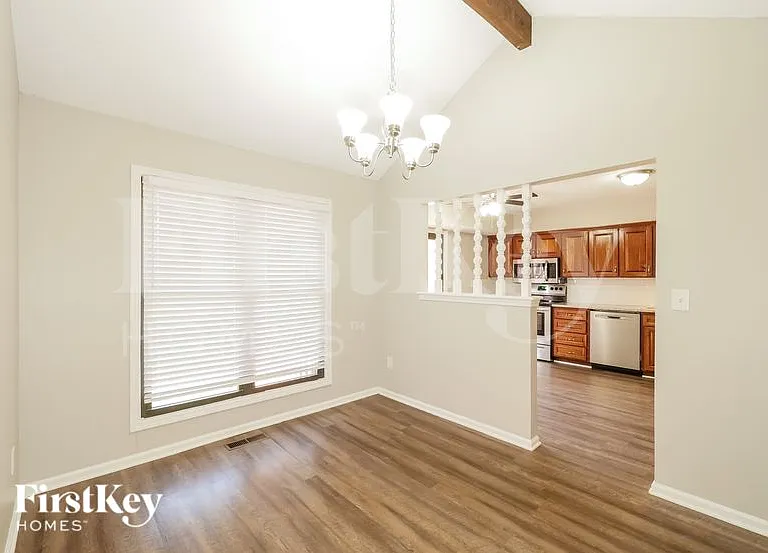 6704 NW Mirror Lake Ter — Photo 6