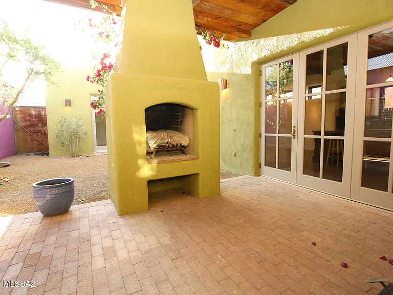 841 S Meyer Ave — Photo 16