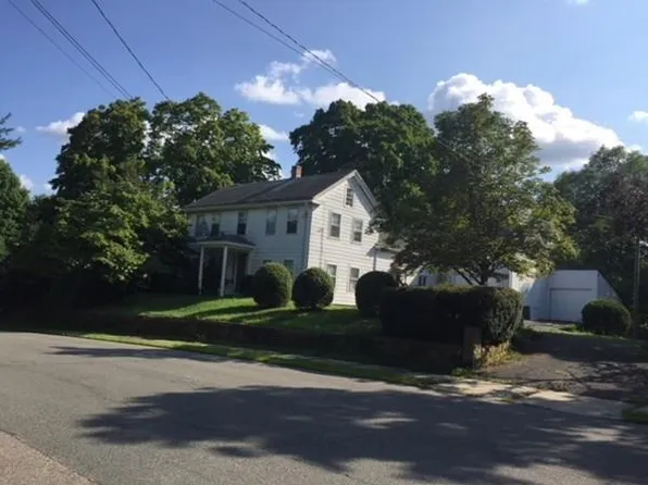 21 High St, Medway, MA 02053