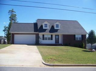 35 Raegan Ln, Weaver, AL 36277