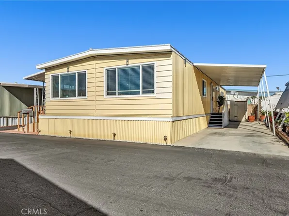 16511 Garfield Ave #B-15, Paramount, CA 90723