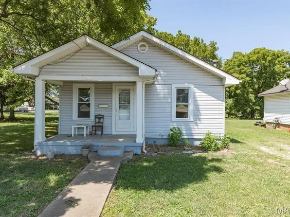 212 7th St, Park Hills, MO 63601