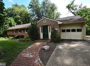 6711 Bracken Ct, Springfield, VA 22152