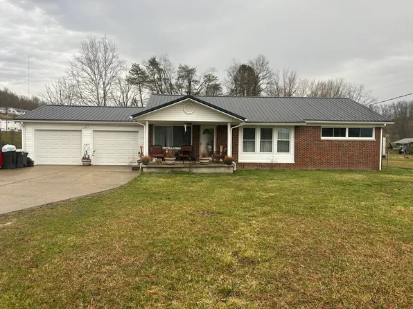 11812 Midland Trail Rd, Ashland, KY 41102