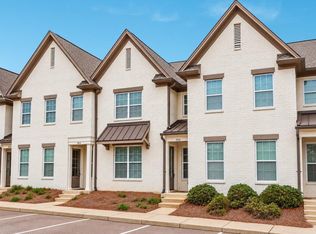 102 Farm View Dr #306, Oxford, MS 38655