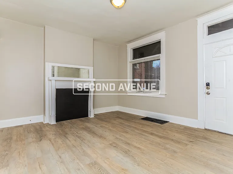 1755 Baltimore Ave — Photo 4