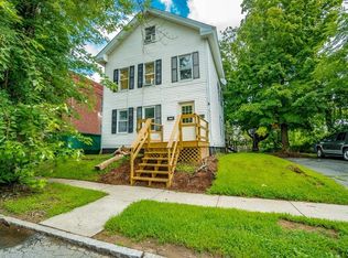 60 Taylor St, Holyoke, MA 01040