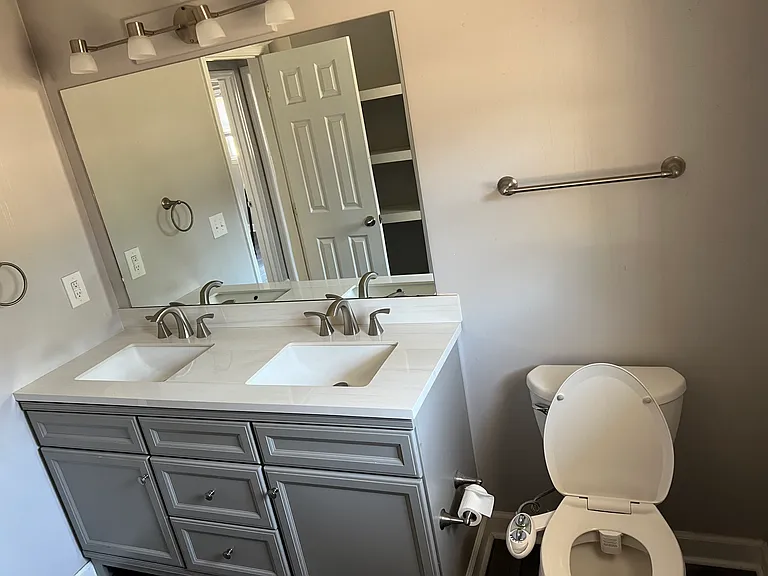 668 Forest Rd — Photo 6