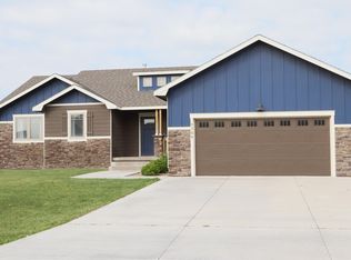 3309 Cervantes Rd, Dodge City, KS 67801