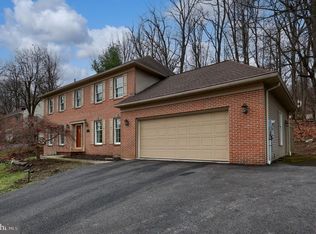 514 Arrowhead Trl, Sinking Spring, PA 19608