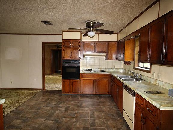 2nd image of 2573 Blackshear Hwy