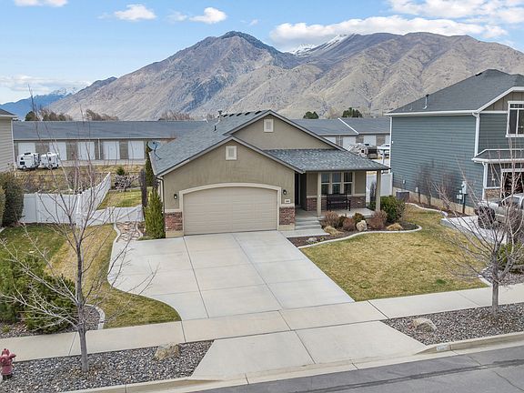 2nd image of 1896 W 800 N