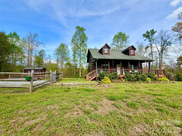 1142 Clearwater Pkwy, Rutherfordton, NC 28139