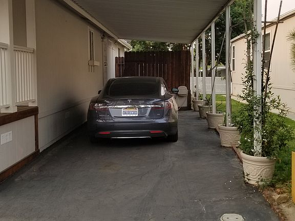 3rd image of 6154 S Walnut St Spc 17
