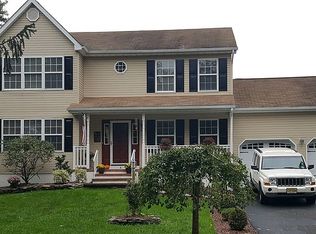 4 Hendrickson Way, Allentown, NJ 08501