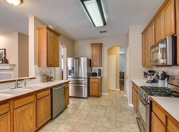 5th image of 5304 Rush Creek Ct