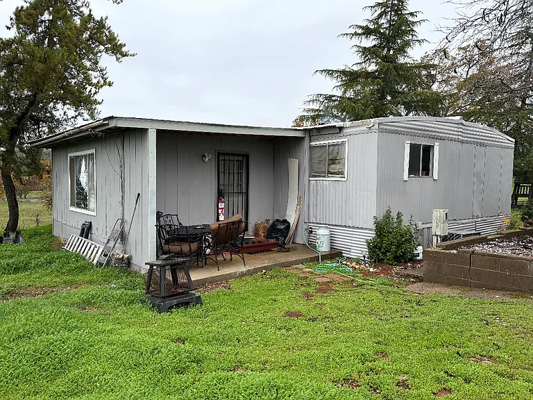 7461 S Shingle Rd — Photo 1