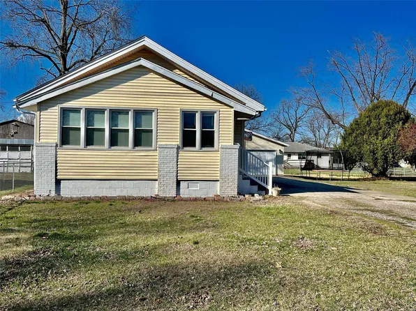 1103 Broadway Ave, South Roxana, IL 62087