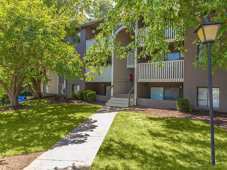 The Pines Of Roanoke Apartment Rentals Roanoke, VA Zillow