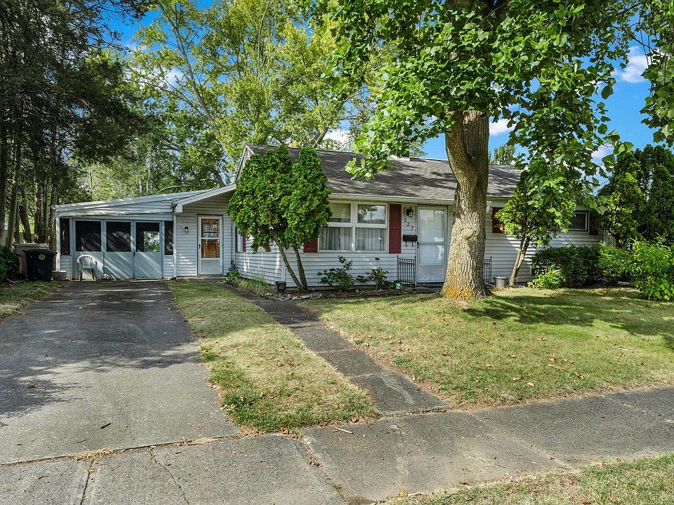 1st image of 527 Manchester Dr