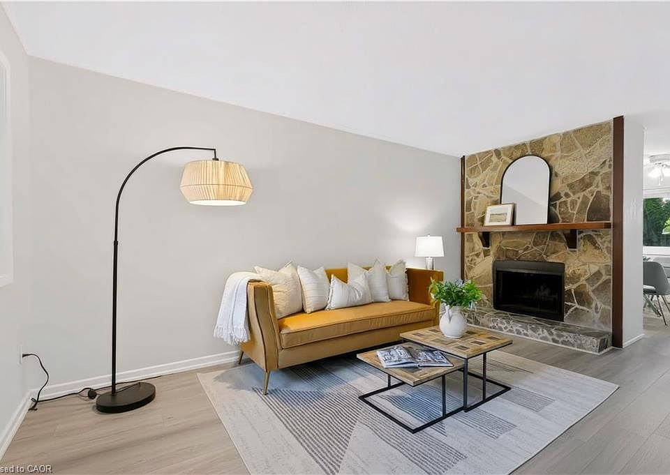 1st image of 121 University Ave E #102