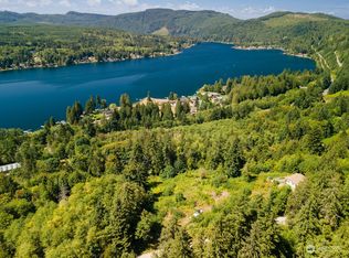 562 Manley Rd, Bellingham, WA 98229