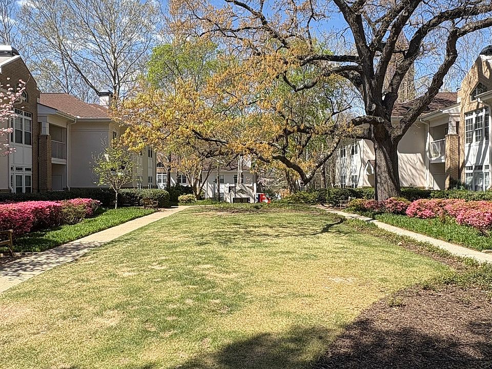2nd image of 240 Renaissance Pkwy NE APT 107