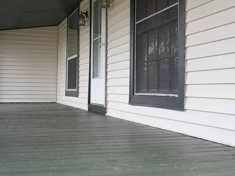 475 Rachal Ave — Photo 4