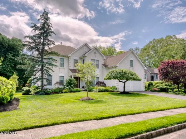7 Hogans Alley, Farmingdale, NJ 07727