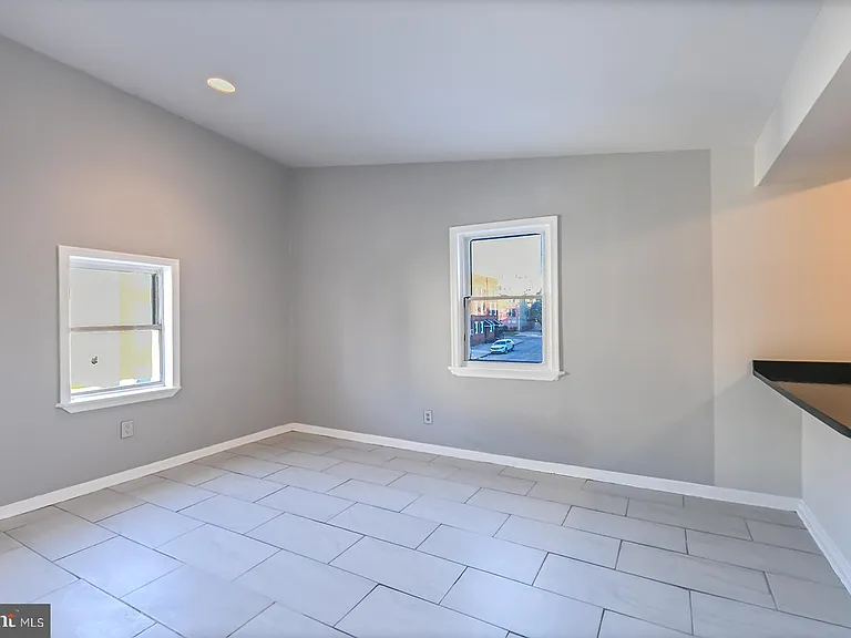 1436 W Baltimore St #2 — Photo 4