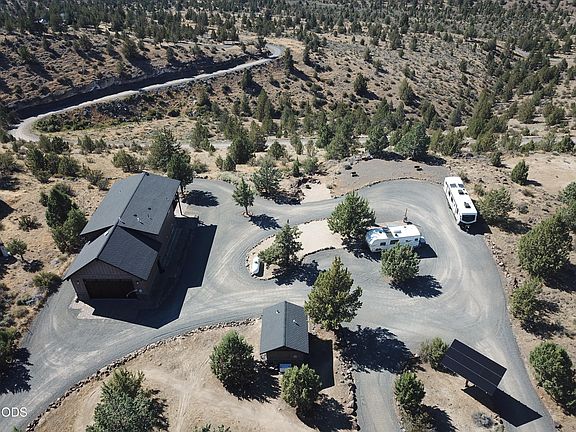 3rd image of 5144 SW Upper Canyon Rim Dr