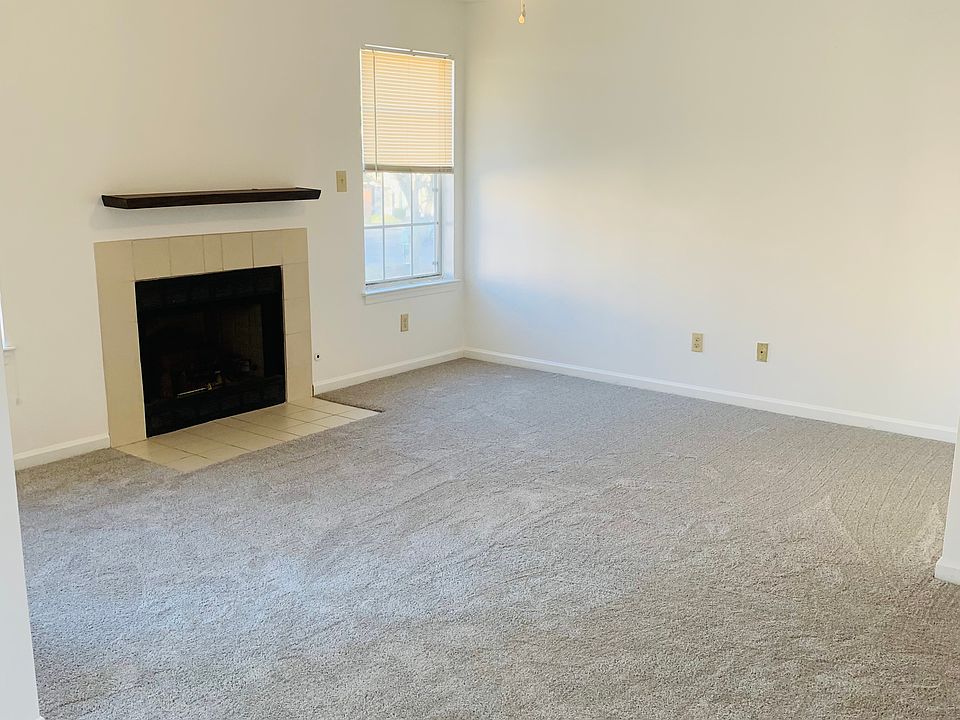 1st image of 12817 Daybreak Cir