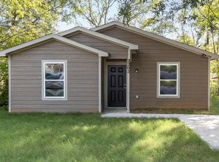 2202 S 12th St, Longview, TX 75602