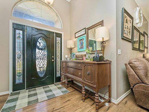 3rd image of 200 Hunters Trl